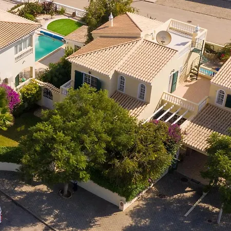 Praia Da Luz 23 By Destination Algarve Villa Alagoas