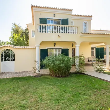 Praia Da Luz 23 By Destination Algarve Villa Alagoas